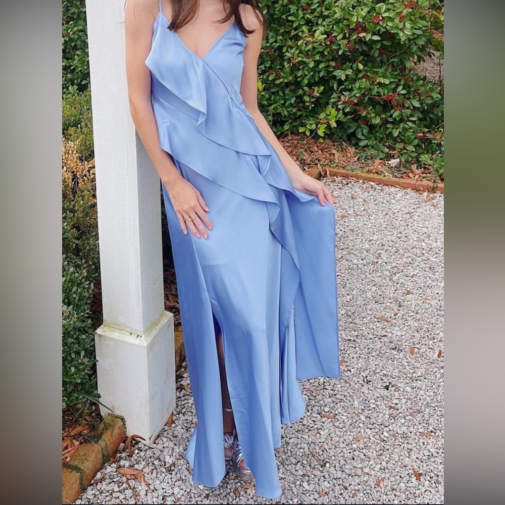 Elegant Blue Sleeveless Dress
